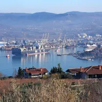 Tako velika ladja v severni Jadran &scaron;e ni priplula