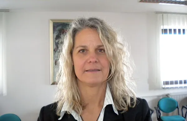 Tjaša Rodman: “V našem okolju nujno 
potrebujemo okrepitev števila pedopsihiatrov in v 
nadaljevanju ustreznih specializiranih oblik 
pomoči za otroke s tovrstnimi težavami.” 