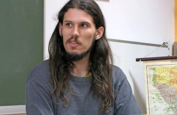  Aljaž Krivec, letošnji Stritarjev nagrajenec, je  obiskal dijake 
Gimnazije Koper. 