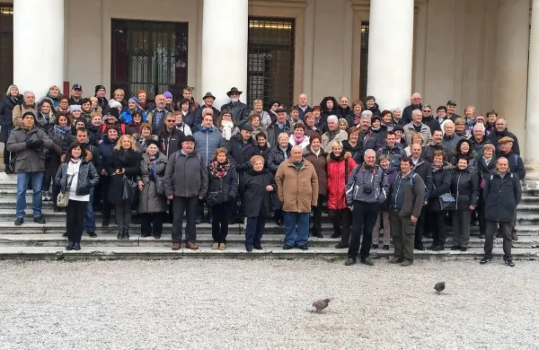 “Gasilska” fotografija izletnikov, bralcev Primorskih novic, je 
nastala v Vicenzi.