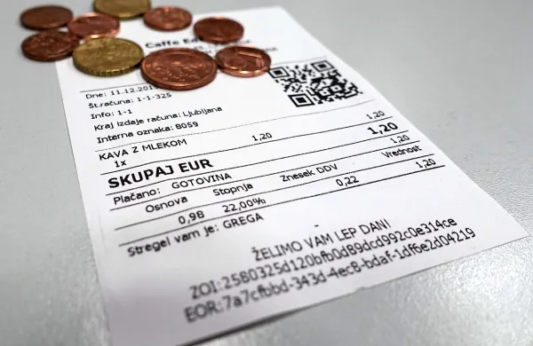 Nagradna igra Finančne uprave za večjo davčno disciplino se 
bo podaljšala tudi v leto 2017. Nadgradili so jo z dvema 
posebnima nagradama.
