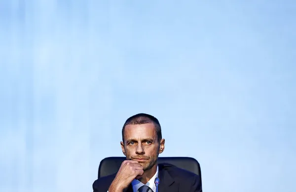 Predsednik Evropske nogometne zveze (Uefa) Aleksander 
Čeferin se je danes mudil na Hrvaškem, kjer se je srečal s 
premierom Andrejem Plenkovićem in predsednikom hrvaške 
nogometne zveze Davorjem Šukerjem.