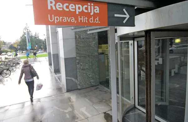 Po prvih ocenah je družba Hit v od januarja do novembra 
ustvarila za 125,6 milijona evrov bruto prihodkov z igrami na 
srečo, kar je štiri odstotke nad načrtovanim.