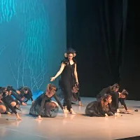 Zlobni čarovnik Rolhbarth in temne vode jezera ...