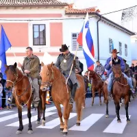 V Vipavi je bilo žegnanje konj &scaron;e posebej slovesno (foto)