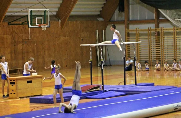 Tekmovalna ekipa dečkov je najuspešnejši del Goriškega 
gimnastičnega društva.