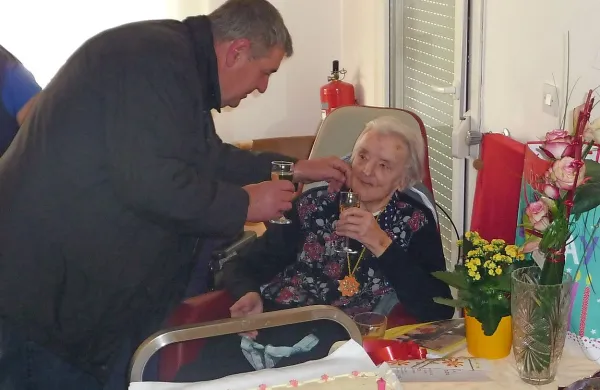 Lidija vstopila v stodrugo leto