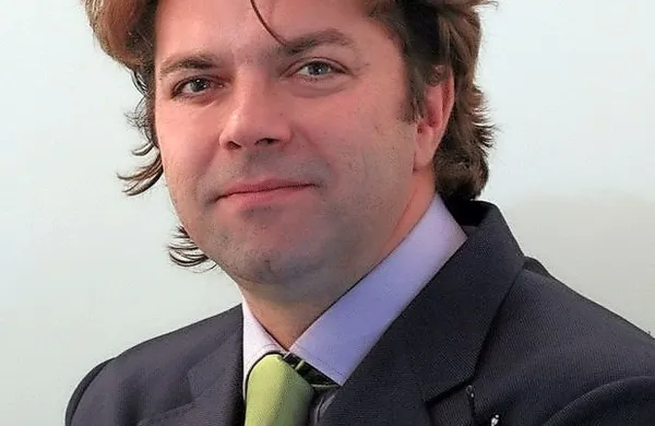 Dr. Dejan Milutinović