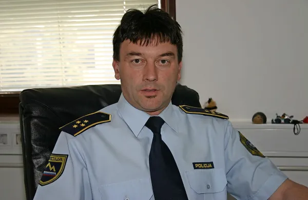 Igor Gjerkeš: “Poleg hitrosti je zaskrbljujoč tudi 
alkohol v prometu. Predlani je bilo med 
povzročitelji vseh nesreč 10,8 odstotka vinjenih, 
lani pa že 14,9 odstotka. Stanje je alarmantno.” 