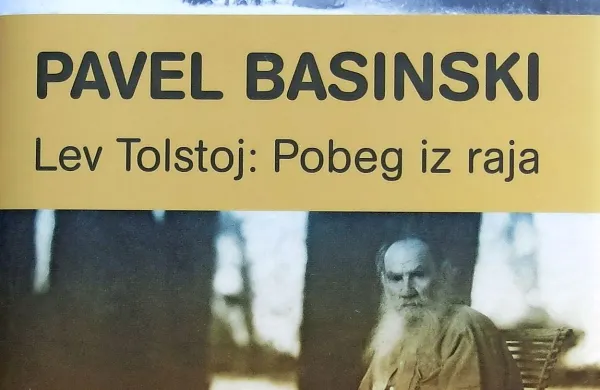 Jutri ob 18. uri bo v klubu Cankarjevega doma predaval ruski 
pisatelj in kritik Pavel Basinski, avtor predlani poslovenjene 
biografske študije Lev Tolstoj: Pobeg iz raja. 