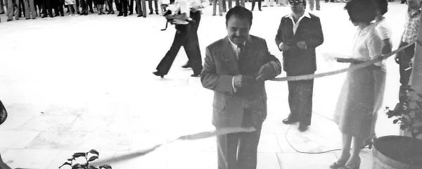 Trak na otvoritvi Bernardina je prerezal predsednik delavskega sveta SOZD Emona Jože 
Pentek.