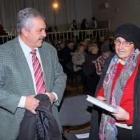 Nabito polna dvorana v Sv. Antonu pozdravila prihod &Scaron;avrinke (foto)