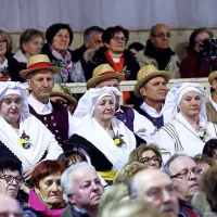 Nabito polna dvorana v Sv. Antonu pozdravila prihod &Scaron;avrinke (foto)