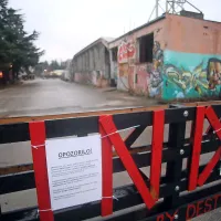 Dutb trdi, da je Inde smrtno nevaren, in zahteva izselitev mladih
