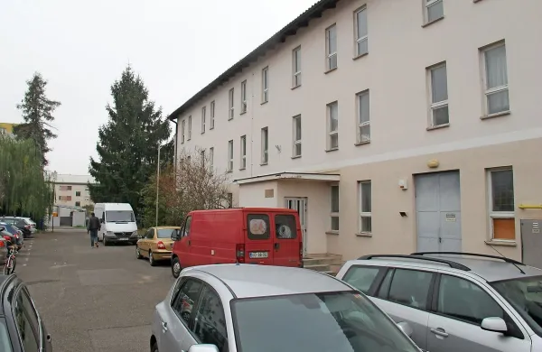 V skupnostnem centru je Šent odprl tudi pisarno za pomoč 
žrtvam nasilja. 