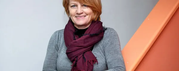 Angela Lampe: “Prav to je namreč bistvo vsega: da se bodo 
zaposleni in program prilagajali individualnim potrebam 
otrok. Za to smo si prizadevali - da bi se otroci v  centru Obala 
počutili kot doma.”