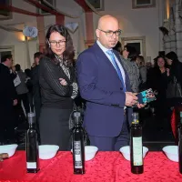 Razglasili zmagovalce natečajev za Županovo vino in oljčno olje (foto)