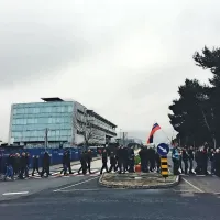 Trump protestnikom: Zakaj niste &scaron;li na volitve?