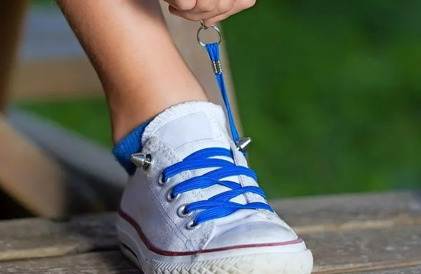 Za inovativne slovenske vezalke na Kickstarterju že več kot 120.000 dolarjev