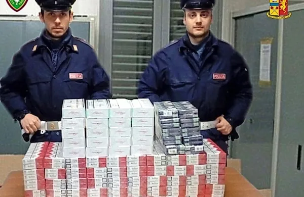 S kombijem tihotapil cigarete