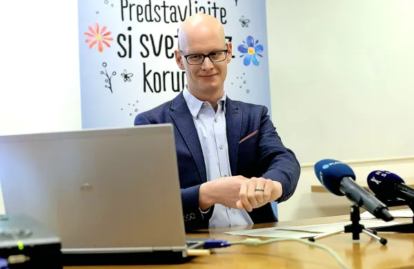 Vid Doria, Transparency International: “Glavne 
slovenske slabosti so korupcija v javnem sektorju 
kot posledica slabega upravljanja, 
netransparentno sprejemanje zakonodaje in 
lobiranje ter napačne poteze pravosodja.”