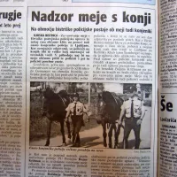 

Za varovanje meje s Hrvaško so na Bistriškem na pomoč 
poklicali tudi policiste na konjih.