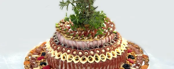 Zelenjavno-mesna torta, kot jo je pripravila Branka Krmc, je prava grožnja 
virusom.