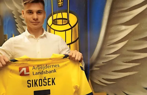 Gregor Sikošek bo v Brondbyu nosil številko 5, danes pa bo 
s soigralci odpotoval na priprave v Dubai. 