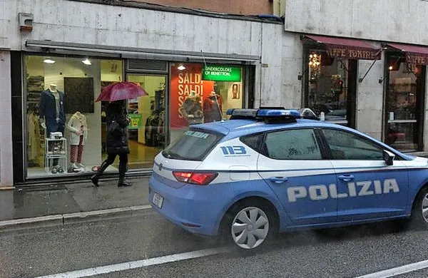 Roparja je prestregel mojster borilnih veščin.