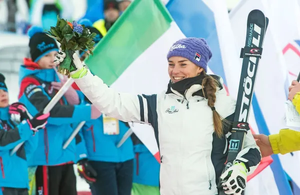 Tina Maze bo na svetovnem prvenstvu  v vlogi takoimenovane trenerke televizijske mreže Eurosport, ki bo  skrbela 
za prenose tekem.
