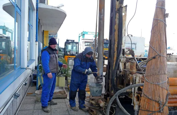 V koprski Marini so začeli vrtati