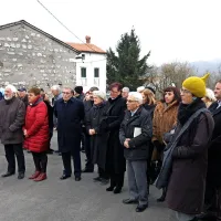 V Solkanu odkrili spominsko plo&scaron;čo Vladimirju Makucu, v Povžanah pa Jožetu Babiču (foto)