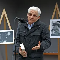 V Solkanu odkrili spominsko plo&scaron;čo Vladimirju Makucu, v Povžanah pa Jožetu Babiču (foto)