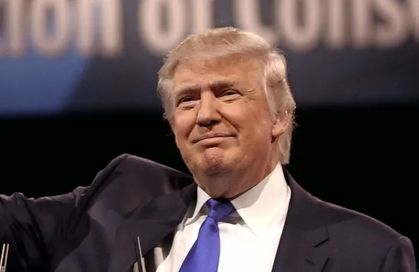 Donald Trump in Xi Jinping sta drug drugega  povabila na 
obisk.