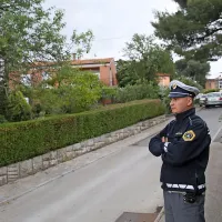 Umor v Izoli: sledi so policiste pripeljale do stanovanja