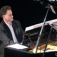 Eden Glavinovih  “žvižgov”