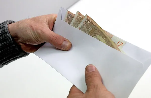 Skupina držav proti korupciji pri Svetu Evrope ugotavlja 
znaten napredek Slovenije na področju boja proti korupciji.