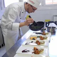 Mladi kuharji in natakarji so pokazali, kaj znajo (foto)