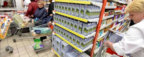 Sindikati menijo, da je napočil tudi čas za zvišanje plač zaposlenim v trgovini, saj je bil čisti dobiček trgovcev predlani za več kot 120 odstotkov višji 
od dolgoletnega povprečja.  