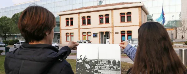 Mitska stavba in mesto v malem