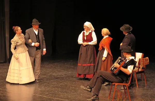 Kulturno društvo Karel Štrekelj Komen že tri desetletja skrbi 
za ohranjanje kraškega ljudskega izročila. 