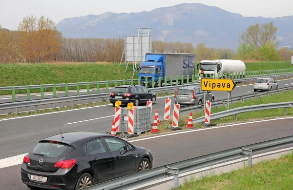 Novogoriško sodišče je zaradi povzročitve nesreče iz malomarnosti na leto in tri mesece obsodilo Fikreta B. 