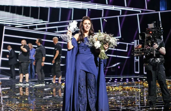 Jamala  je Ukrajini priborila organizacijo letošnje Evrovizije.