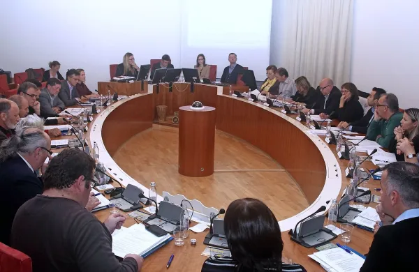 Čeprav je izolski občinski svet   sprejel proračun za obe leti, so 
imeli svetniki številne pripombe.  