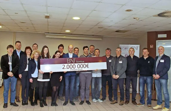 Člani goriške skupine BNI Sontius so si v petih letih delovanja 
izmenjali za dva milijona evrov poslov.