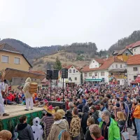Cerkljanska Laufarija napolnila Cerkno