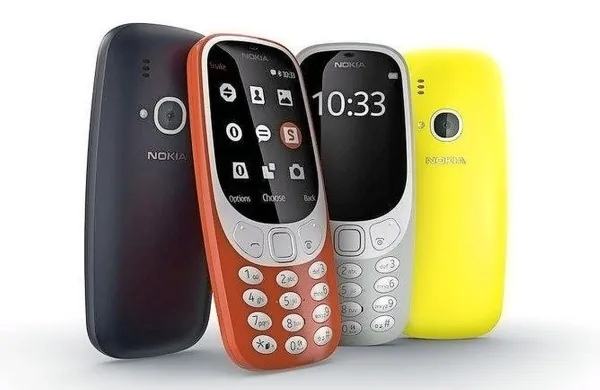 

Proizvajalci prerojene Nokie 3310 pravijo, da ima ta možnost 
do 22 ur trajanja pogovora in do meseca dni v stanju 
pripravljenosti.
