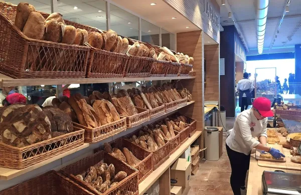 V tržaškem Eatalyju iščejo tudi peke.