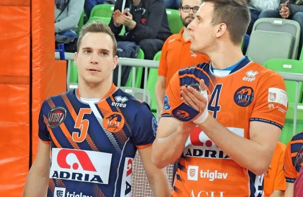 Kanalski libero Jani Kovačič je 
na šestih  tekmah lige prvakov 
naredil le deset napak.


