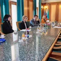 Ministru   se je ideja o kandidaturi obmejnih mest zdela 
zanimiva. 